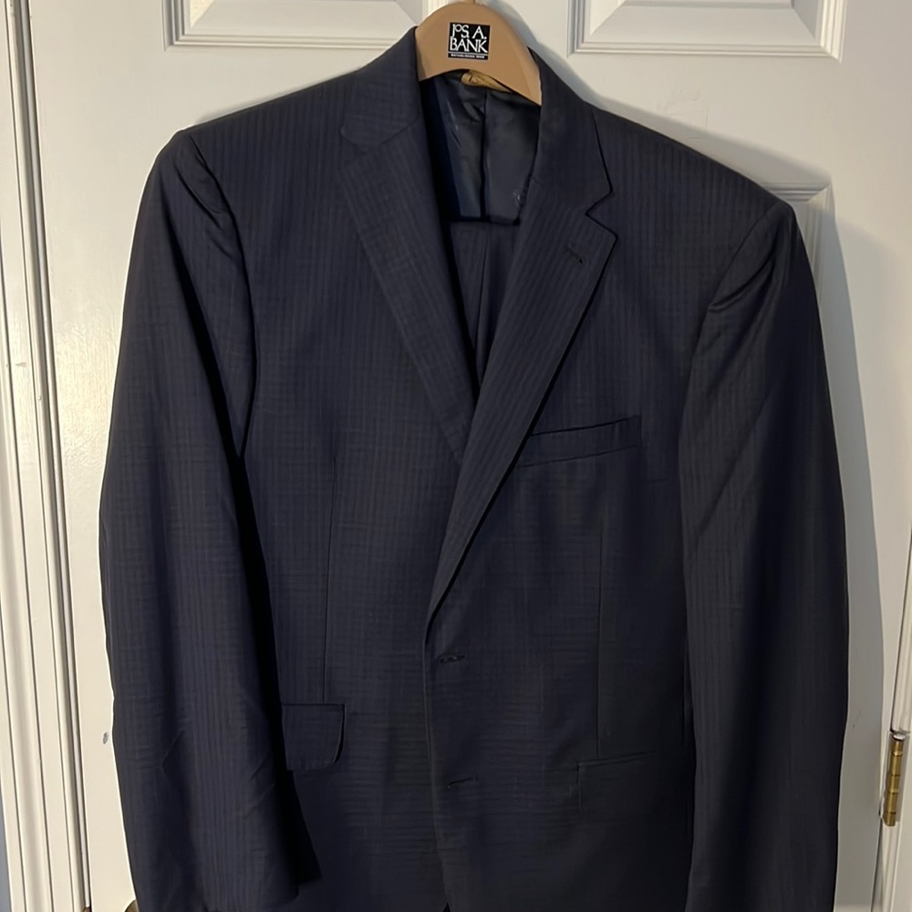 Jos A Bank 41R Mens Suit Navy Microcheck 2-Button Traditional Fit